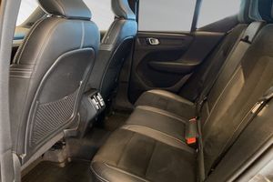 Volvo XC40 bild 8