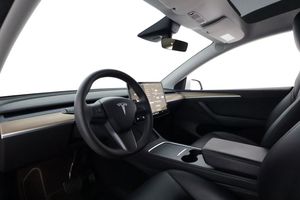 Tesla Model Y bild 11