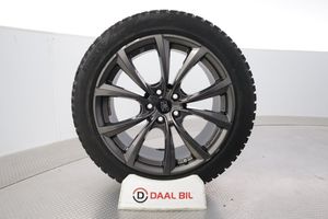 Tesla Model Y bild 24