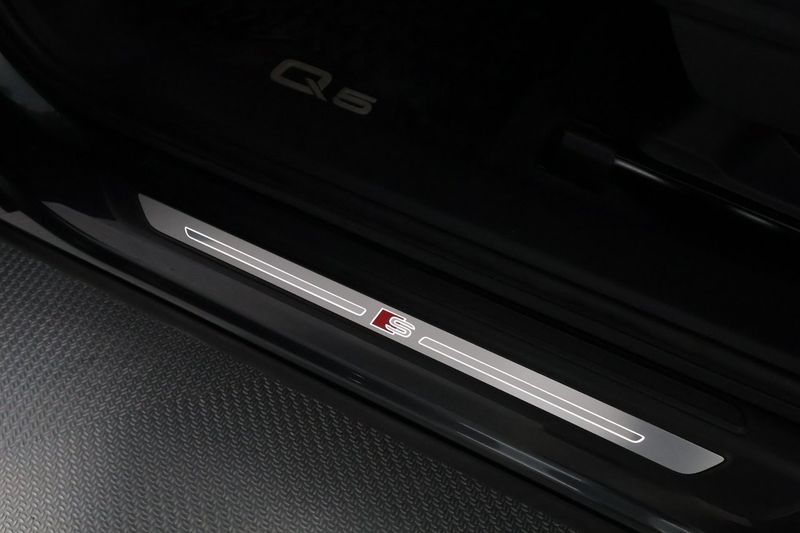 Audi SQ5 bild 25