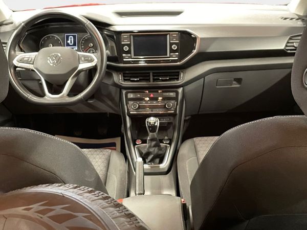 Volkswagen T-Cross TSI 95hk Pluspaket/ACC/Led/Sensorer - 2021