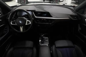 BMW 118 bild 8