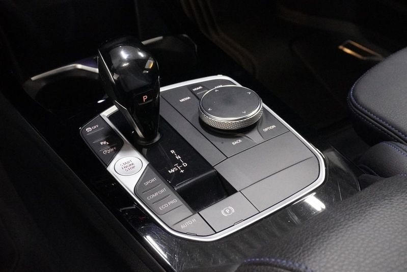 BMW 118 bild 10