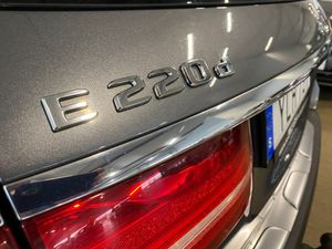 Mercedes E220 bild 12
