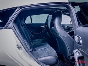 Mercedes CLA220 bild 16