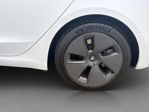 Tesla Model 3 bild 27