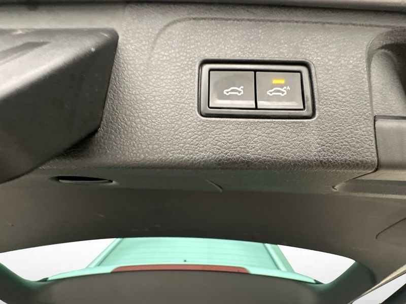 Volkswagen Passat bild 14