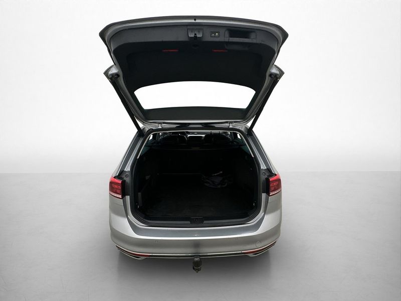Volkswagen Passat bild 11