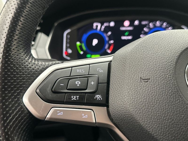 Volkswagen Passat bild 17
