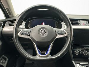 Volkswagen Passat bild 18