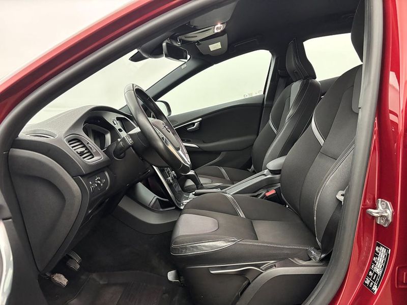 Volvo V40 bild 13