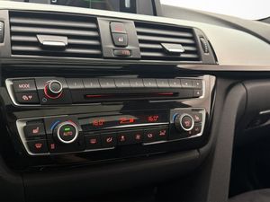 BMW 320 bild 27