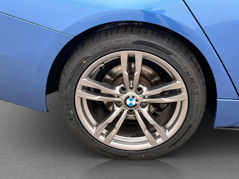 BMW 320 bild 12