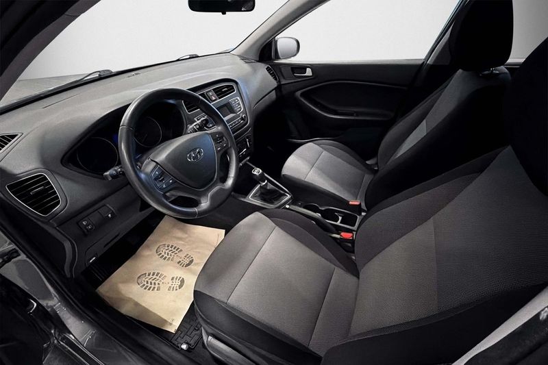 Hyundai i20 bild 5