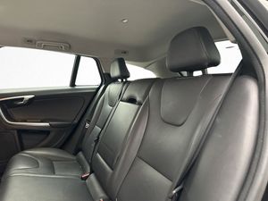 Volvo V60 bild 24
