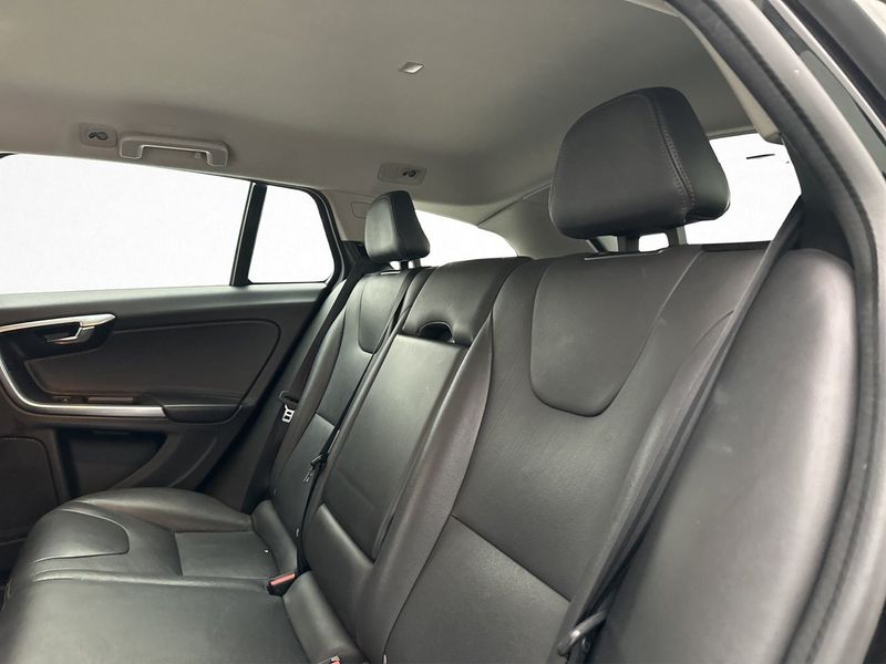 Volvo V60 bild 24