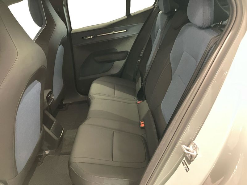 Volvo EX30 bild 7