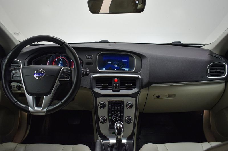 Volvo V40 bild 8