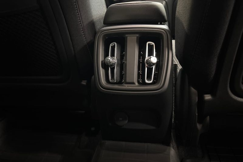 Volvo XC40 bild 28