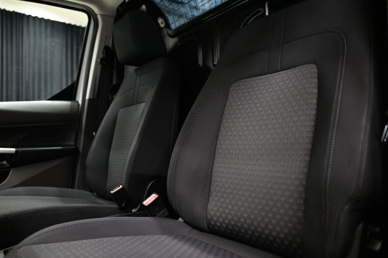 Ford Transit Connect bild 18