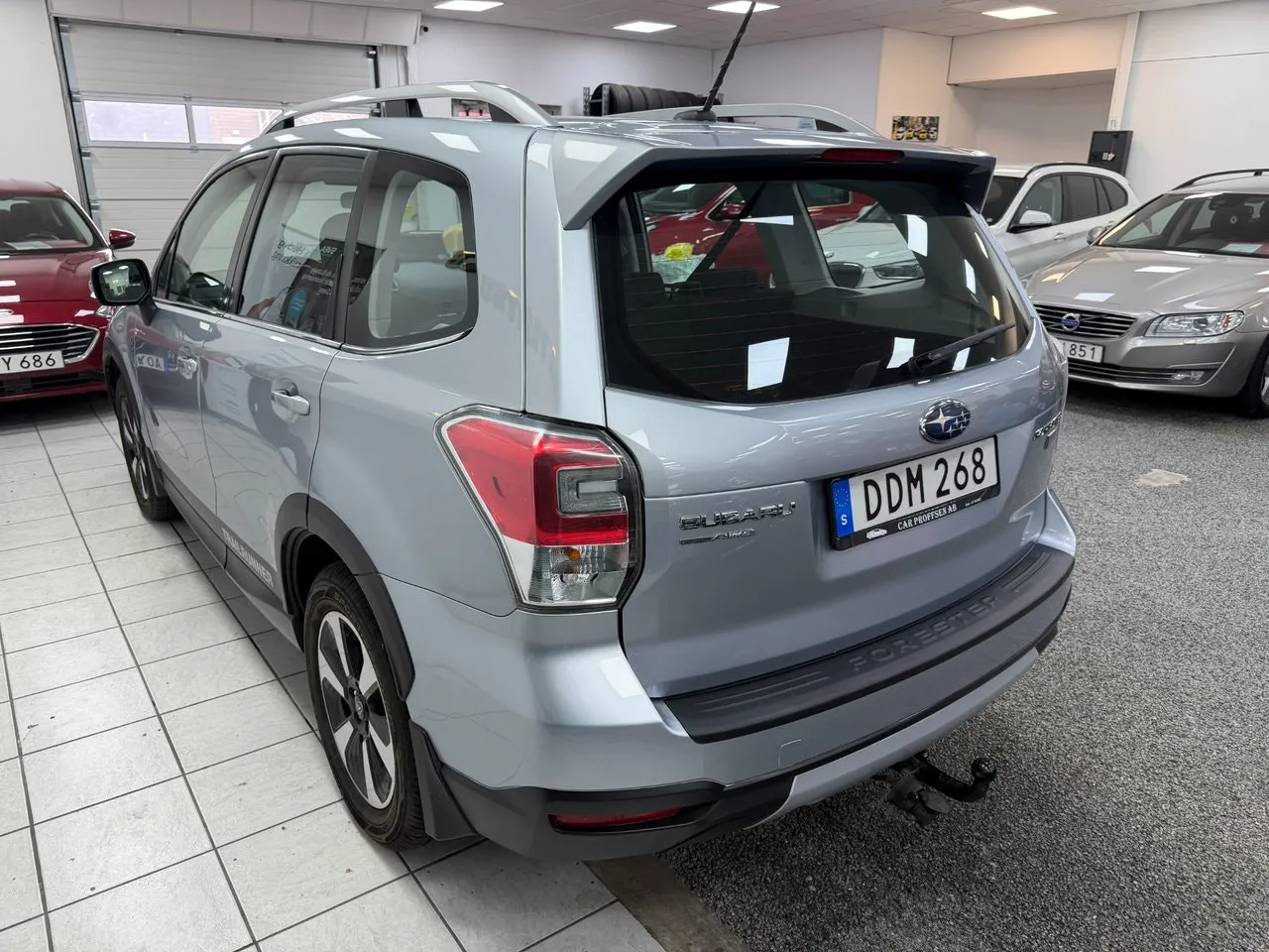 Vehicle image 3