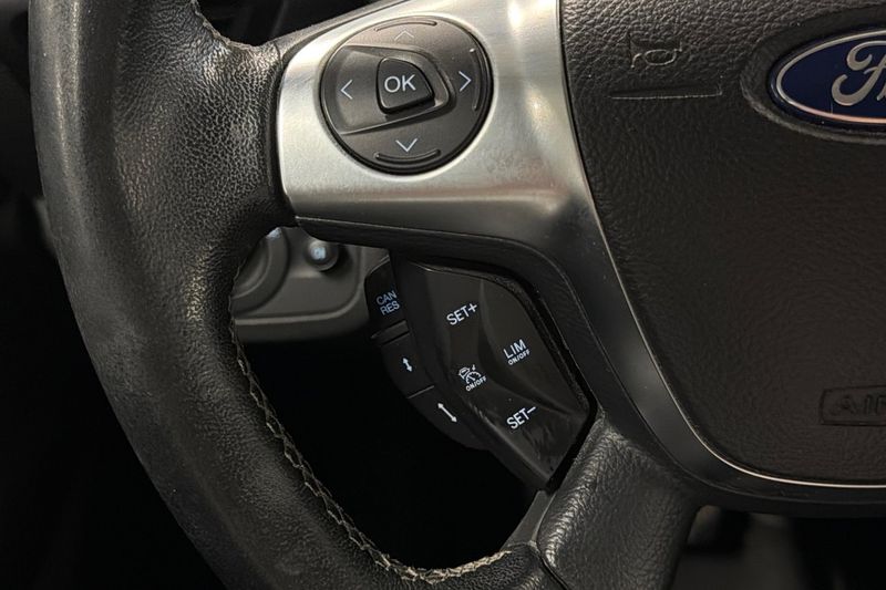 Ford Kuga bild 22