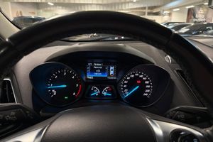 Ford Kuga bild 17
