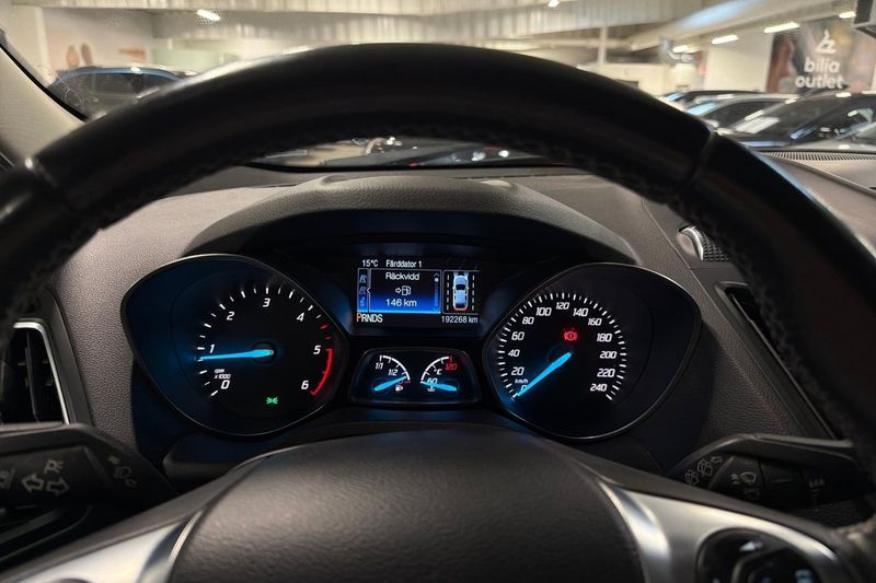 Ford Kuga bild 17