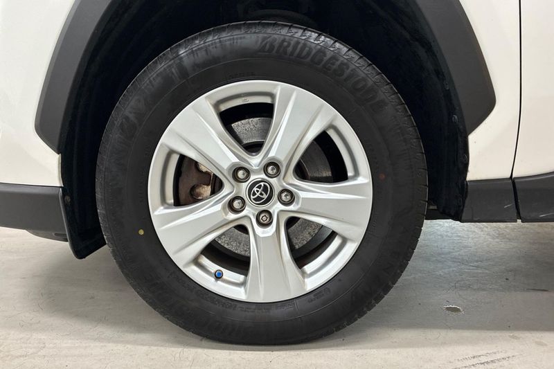 Toyota RAV4 bild 11