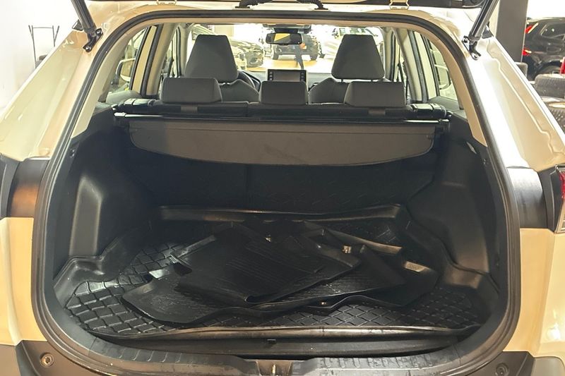 Toyota RAV4 bild 10