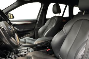 BMW X1 bild 13