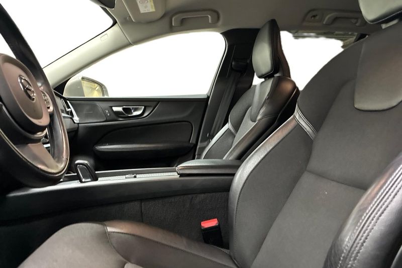 Volvo V60 bild 13