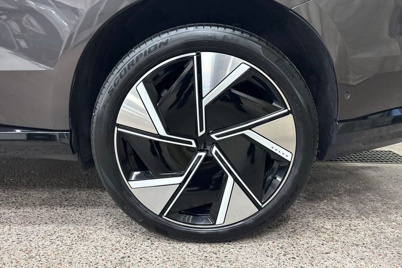 Volvo EX90 bild 15