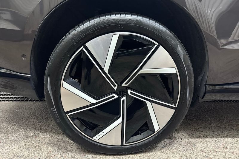 Volvo EX90 bild 16