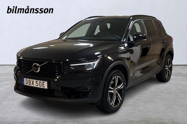 Volvo XC40 B4 FWD Bensin Plus Dark - 2024