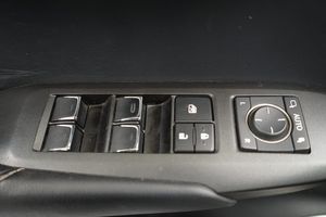 Lexus NX bild 9