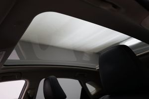 Lexus NX bild 11