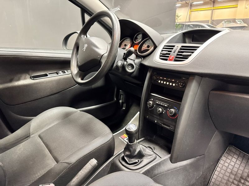 Peugeot 207 bild 9