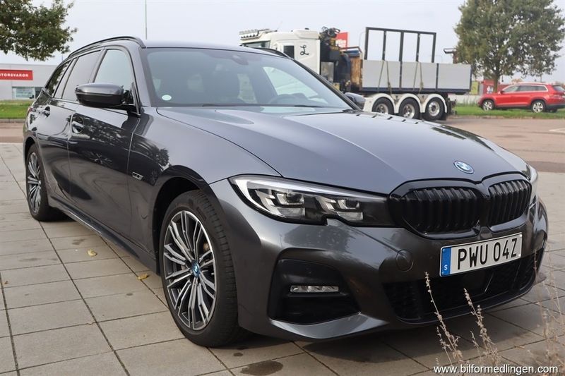 BMW 330 bild 4