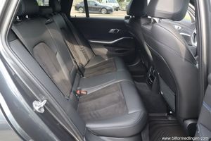 BMW 330 bild 11