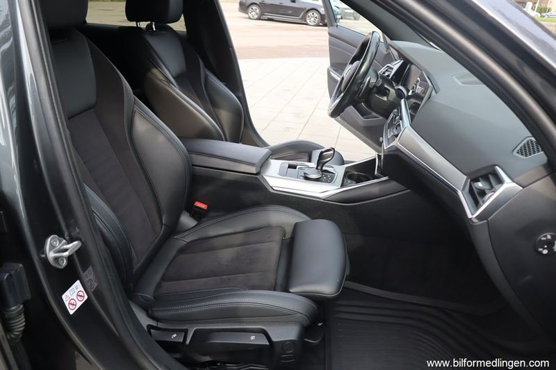 BMW 330 bild 10