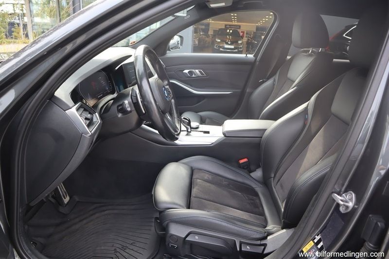 BMW 330 bild 8