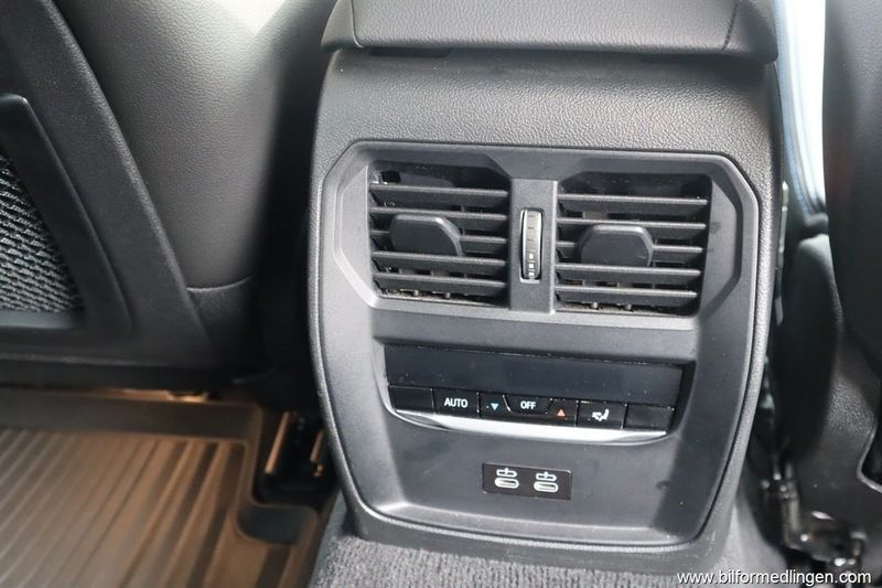 BMW 330 bild 17