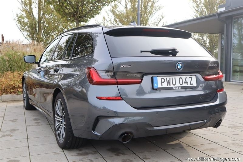 BMW 330 bild 6