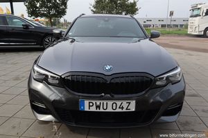 BMW 330 bild 3