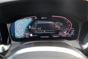 BMW 330 bild 14