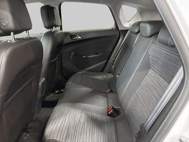 Opel Astra bild 8