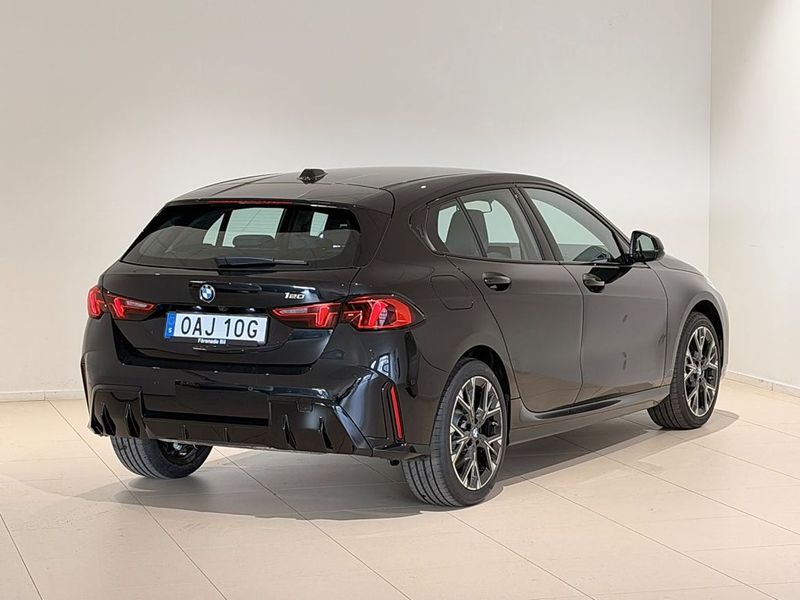 BMW 120 bild 10