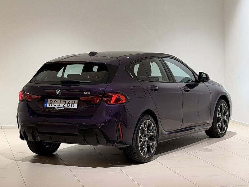 BMW 120 bild 9