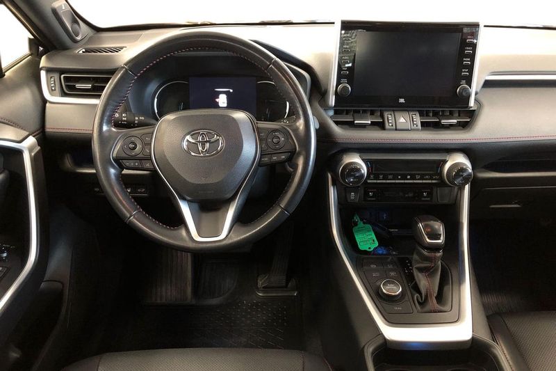 Toyota RAV4 bild 10